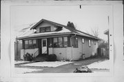 812 SHERMAN AVE, a Bungalow house, built in Janesville, Wisconsin in 1919.