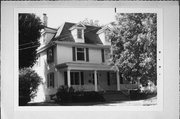 28 SINCLAIR ST, a Colonial Revival/Georgian Revival apartment/condominium, built in Janesville, Wisconsin in 1901.
