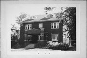 417 E. High St. (AKA 417 MILTON ST), a Craftsman house, built in Milton, Wisconsin in 1915.