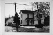 28 S JOHN PAUL, a Gabled Ell house, built in Milton, Wisconsin in 1880.