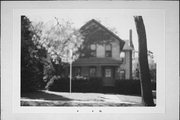 359 E MADISON AVE, a Italianate house, built in Milton, Wisconsin in 1886.
