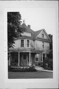 421 W BELOIT ST, a Queen Anne house, built in Orfordville, Wisconsin in 1900.