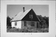 COUNTY HIGHWAY G, a Front Gabled house, built in Marshall, Wisconsin in 1923.