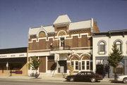 125 MAIN ST, a Second Empire lodging-hotel, built in Reedsburg, Wisconsin in 1886.