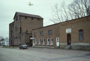 401 N WALNUT ST, a Astylistic Utilitarian Building brewery/distillery/winery, built in Reedsburg, Wisconsin in 1904.