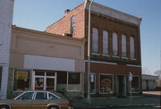 26 E MAIN ST, a Italianate small office building, built in Reedsburg, Wisconsin in 1891.