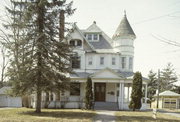 Stolte, William, Jr., House, a Building.