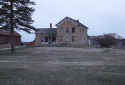 WATERBURY RD, WEST SIDE, .6 MILE SOUTH OF KEITEL RD, a Gabled Ell house, built in Sumpter, Wisconsin in .