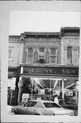 522 OAK ST 522 OAK ST, a Italianate small retail building, built in Baraboo, Wisconsin in 1886.