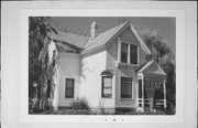 680 PRAIRIE ST, a Queen Anne house, built in Prairie du Sac, Wisconsin in 1892.