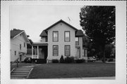 501 S FRANKLIN ST, a Gabled Ell house, built in Shawano, Wisconsin in 1899.