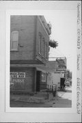 622 E GREEN BAY ST, a Commercial Vernacular lodging-hotel, built in Shawano, Wisconsin in 1900.