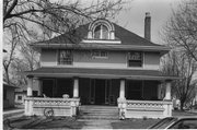 952-956 SPAIGHT ST, a Prairie School house, built in Madison, Wisconsin in 1906.