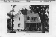 316 N JOHNSON ST, a Queen Anne house, built in Stoughton, Wisconsin in 1906.