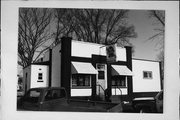 COUNTY HIGHWAY D, E SIDE, IN CENTRAL EMERALD, a Commercial Vernacular tavern/bar, built in Glenwood, Wisconsin in 1933.