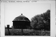 CASEY LAKE RD, S SIDE, .25 MI E OF STATE HIGHWAY 65, a Astylistic Utilitarian Building barn-centric, built in Richmond, Wisconsin in .