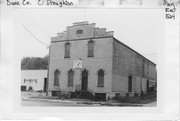 524 E MAIN ST, a Commercial Vernacular warehouse, built in Stoughton, Wisconsin in 1891.