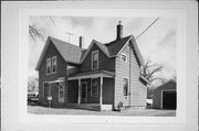316 6TH ST N 316 6TH ST N, a Gabled Ell house, built in North Hudson, Wisconsin in .
