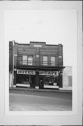116 W 3RD ST, a Commercial Vernacular lodging-hotel, built in New Richmond, Wisconsin in 1905.