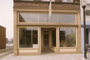 522 S 8TH ST, a Neoclassical/Beaux Arts retail building, built in Sheboygan, Wisconsin in 1892.