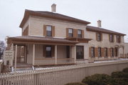 Roth, Henry and Henriette, House, a Building.