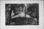 408 LAKESIDE PARK RD, a Queen Anne house, built in Rhine, Wisconsin in 1900.