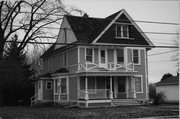 803 S MAIN ST, a Queen Anne house, built in Cedar Grove, Wisconsin in 1900.