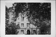 919 N 5th St, a Neoclassical/Beaux Arts apartment/condominium, built in Sheboygan, Wisconsin in 1926.