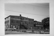 1223 - 1225 New York Ave, a Astylistic Utilitarian Building industrial bldg/manufacturing facility, built in Sheboygan, Wisconsin in 1910.