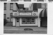 309 N HENRY ST, a Commercial Vernacular restaurant/supper club, built in Madison, Wisconsin in 1926.