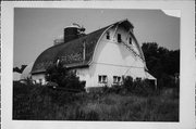 W SIDE OF FITCH COULEE RD .5 MI S OF SOLBERG RD, a Astylistic Utilitarian Building barn, built in Pigeon, Wisconsin in .