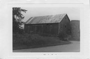 W SIDE OF STATE HIGHWAY 78, .1 M N OF COUNTY HIGHWAY J, a Astylistic Utilitarian Building barn, built in Vermont, Wisconsin in .