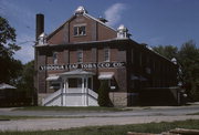518 E WALNUT ST, a Neoclassical/Beaux Arts warehouse, built in Viroqua, Wisconsin in 1906.
