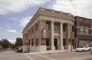 101 S MAIN ST, a Neoclassical/Beaux Arts bank/financial institution, built in Viroqua, Wisconsin in 1908.