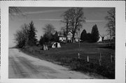 E SIDE OF CORNHILL RD 1 MI N OF COUNTY HIGHWAY EE & COUNTY HIGHWAY V, a Cross Gabled house, built in Greenwood, Wisconsin in .