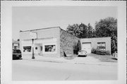 311 S MAIN ST, a Twentieth Century Commercial small retail building, built in Viroqua, Wisconsin in 1925.