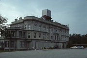 880 S LAKE SHORE DR, a Neoclassical/Beaux Arts house, built in Lake Geneva, Wisconsin in 1899.