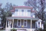 136 S COTTAGE ST 136 S COTTAGE ST, a Italianate house, built in Whitewater, Wisconsin in .