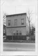 937 WILLIAMSON ST, a Commercial Vernacular apartment/condominium, built in Madison, Wisconsin in 1896.