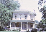 532 W MAIN ST 532 W MAIN ST, a Italianate house, built in Whitewater, Wisconsin in 1867.