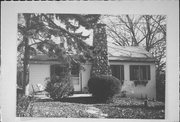 COMO AVE, a Side Gabled house, built in Linn, Wisconsin in .