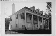 768 S LAKE SHORE DR, a Neoclassical/Beaux Arts house, built in Linn, Wisconsin in 1901.
