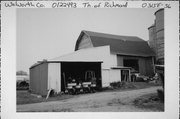 W7710 ISLAND RD, a Astylistic Utilitarian Building barn, built in Richmond, Wisconsin in 1900.