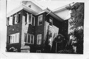 1901-1903 UNIVERSITY AVE, a Craftsman apartment/condominium, built in Madison, Wisconsin in 1924.