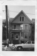 508-510 W MIFFLIN ST, a Queen Anne duplex/two-flat, built in Madison, Wisconsin in 1903.