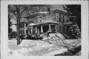 831 COOK ST (A.K.A. 831 DODGE ST), a Italianate house, built in Lake Geneva, Wisconsin in 1877.