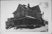 832 GENEVA ST, a Queen Anne house, built in Lake Geneva, Wisconsin in 1902.