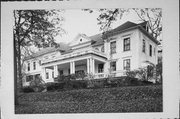 590 S LAKE SHORE DR, a Neoclassical/Beaux Arts house, built in Lake Geneva, Wisconsin in 1902.