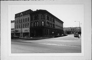 161 W MAIN ST 161 W MAIN ST, a Italianate bank/financial institution, built in Whitewater, Wisconsin in 1864.