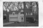 3322 BLACKHAWK DR, a Colonial Revival/Georgian Revival house, built in Shorewood Hills, Wisconsin in 1936.